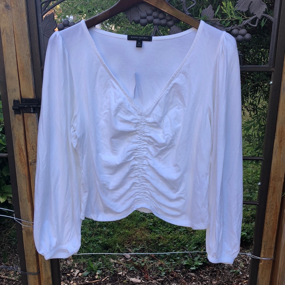 Banana Republic white boho style long sleeve blouse size M